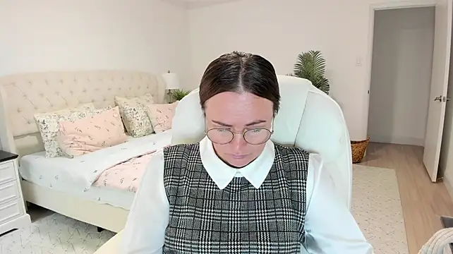 Vika73 🥜 sex chat