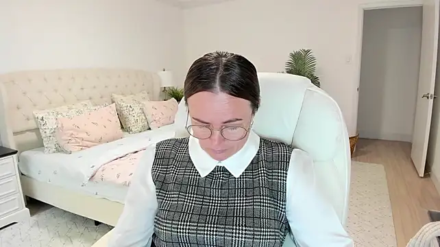 Vika73 webcam