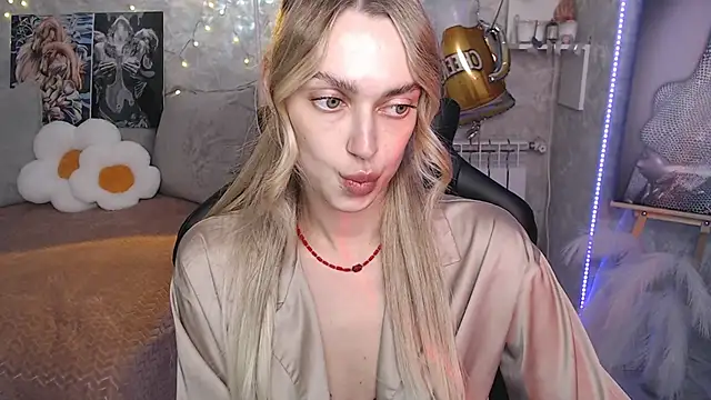 NickyAdamidi webcam