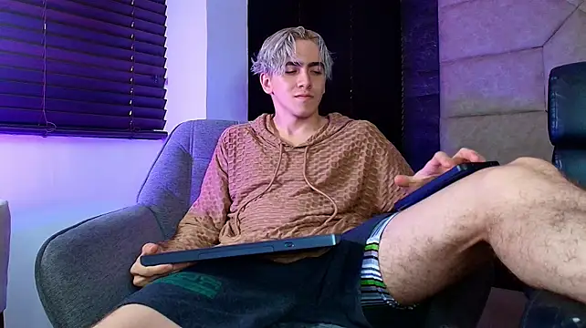 Tyler_Mcrey webcam