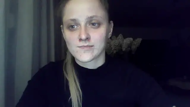LeaWetGirl webcam