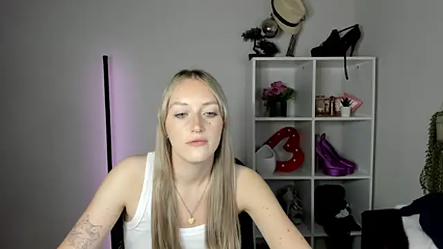 EvelynBlond