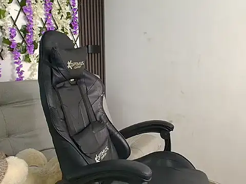 alice_sexy18 webcam