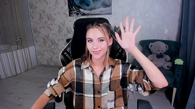 EllaCurtis webcam