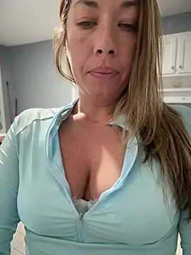 MiraKisss webcam