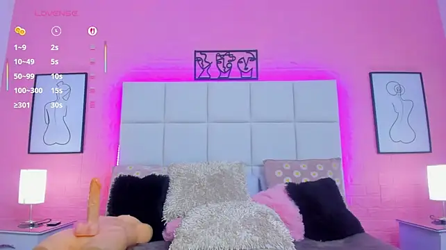 charlotte_kisss webcam