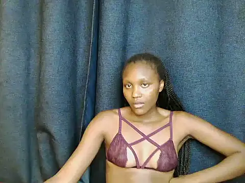 Zari_wet webcam