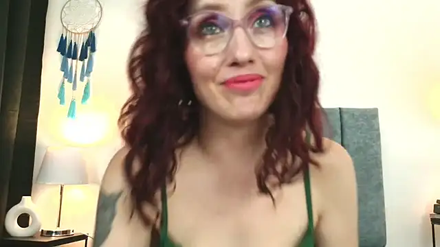 IberianMoonMK 🍊 adult webcam chat