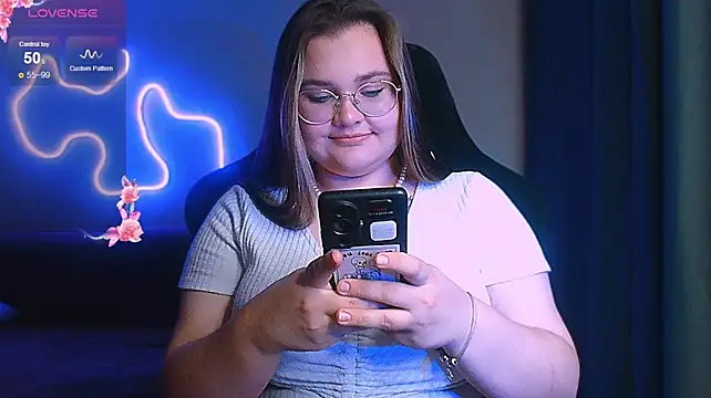 InLoveWithLife26 webcam