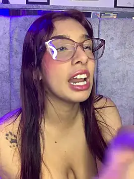 miss_carly webcam