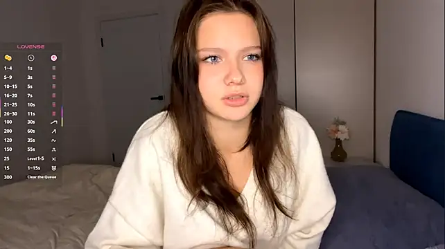 EmilyMercurial webcam