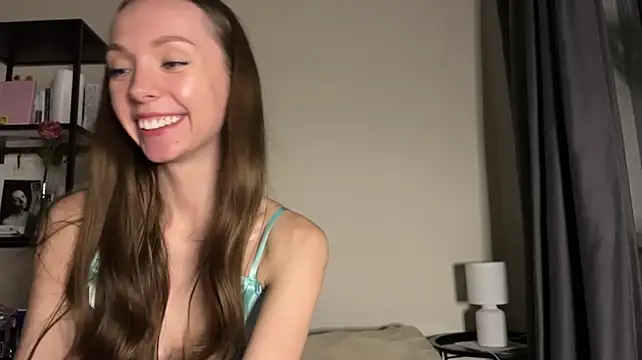 AdrianaScott live cam on StripChat