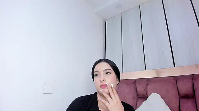 majo_rosee_ webcam