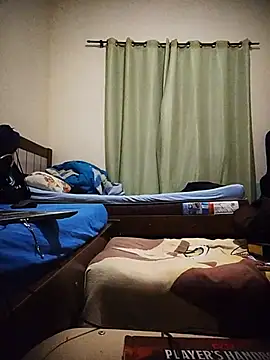 Nightmaremo webcam