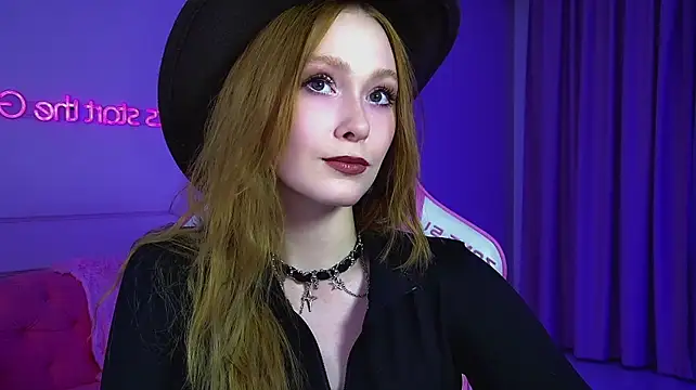 AgataFoxley ⛺ online chat