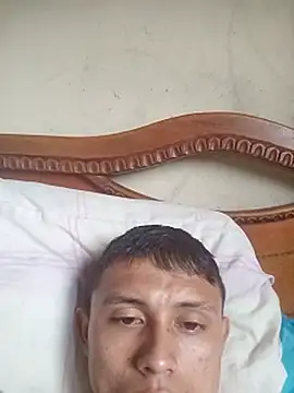 Dami_07 webcam