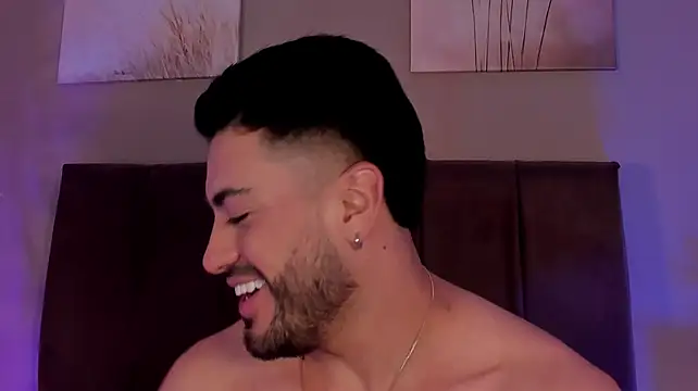 Alexander_Diazz webcam