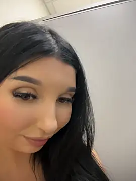 Tisha_Busty webcam