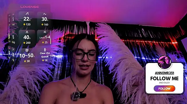 MaryAnneeXOO webcam
