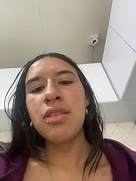 LilyRossi_ webcam