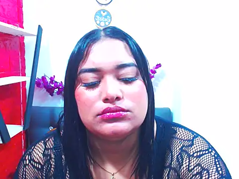 SWEETALIICEHOT live cam on StripChat