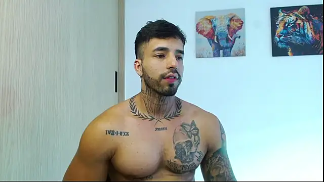 Jacobb_Phoenix live cam on StripChat