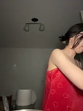 KaylaLewyss live cam on StripChat