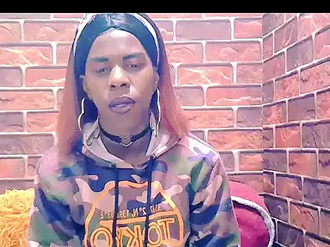 Ebony_sweetpeach webcam