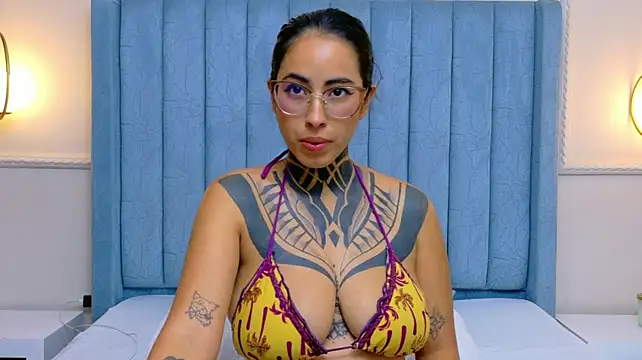 NicoleBlum webcam