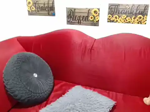 MAIA_2016_ live cam on StripChat