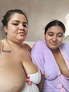Sara_y_Amy webcam