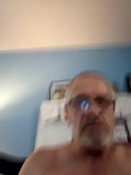 Alleinzuhause live cam on StripChat