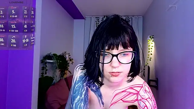 HazelTompson live cam on StripChat