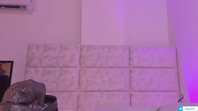 Daphne___ webcam
