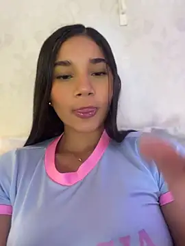 AlessiaVallmont live cam