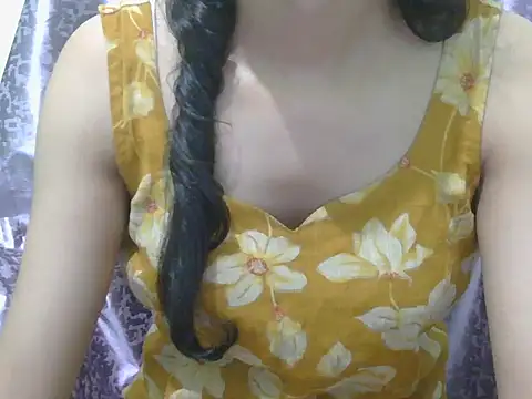 Luv_Aara webcam