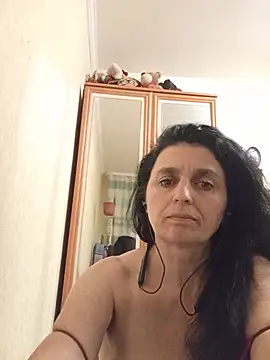 MidnightRose7192 webcam