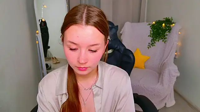RileyBloomss webcam