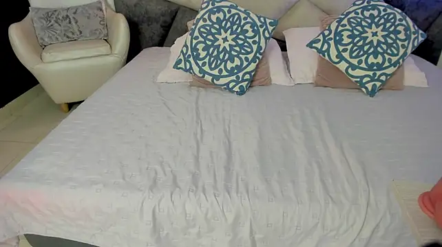 AvaLovely_ webcam