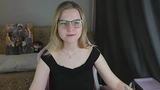 MissBrightShine webcam