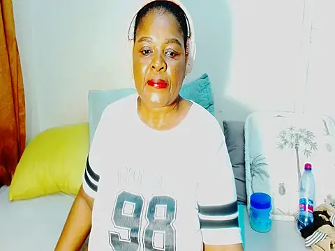 Love-Racheal75 webcam