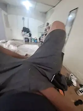 Charlyx-20 webcam