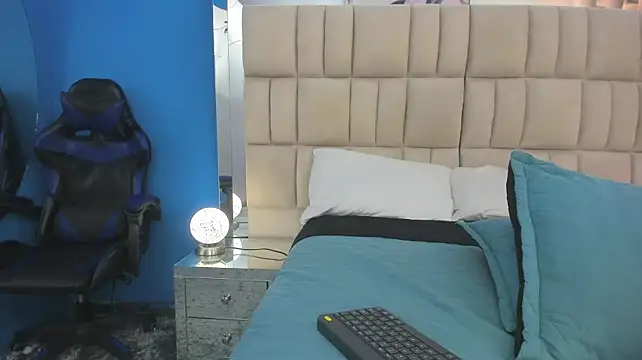 ariana_moon00 webcam