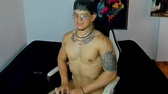 Noah__Browm webcam