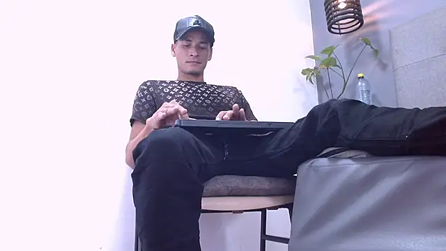 Jainer_Bronw_01 webcam