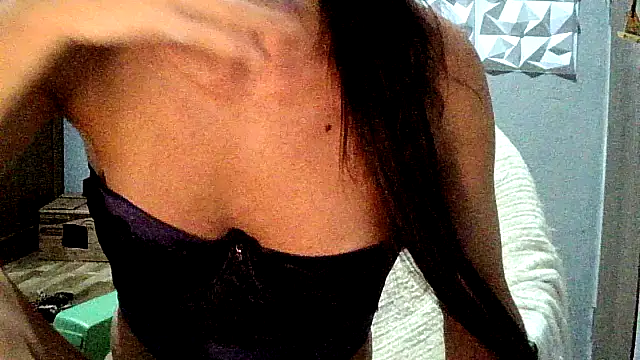 AlexiaDuucan webcam