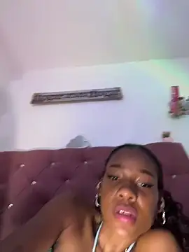 Nathi_Parker live sex cam