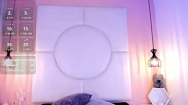 Sara-Foxy live sex cam