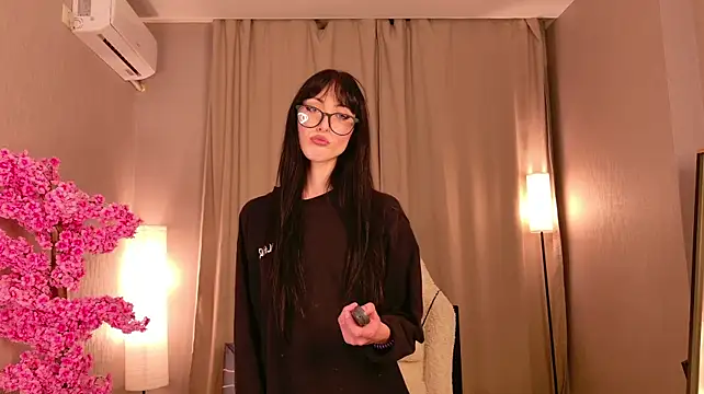 SakuraDreamm webcam