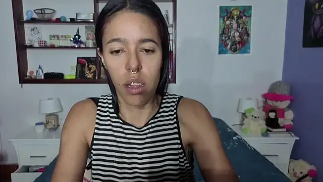 stephania_t webcam